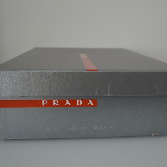 NIB PRADA SUEDE SHEARLING LINED BOOTS - Picture 6 of 6